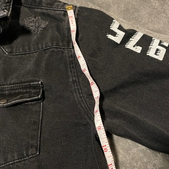 Zara Mens Distressed Black Denim Jacket Size L Relaxed Fit - Picture 6 of 6